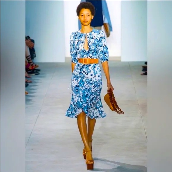 Michael Kors Collection Spring 2017 Dress - Picture 5 of 15